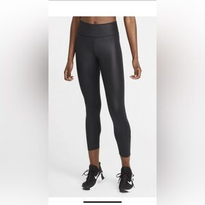 Nike One Women’s Mid-Rise 7/8 Leggings Size L (12-14)